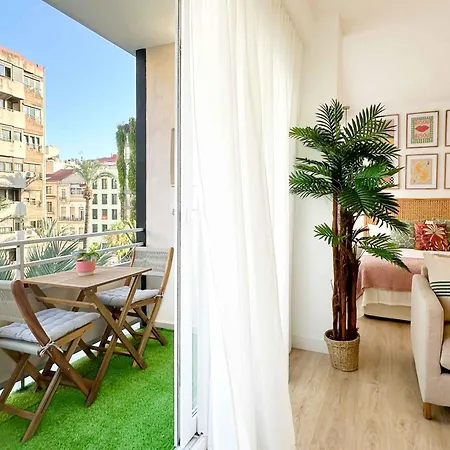 Apartment Loft Carla Centrico Y Con Vistas Al Castillo