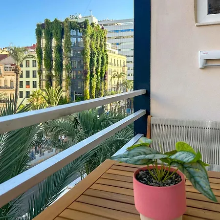 Apartment Loft Carla Centrico Y Con Vistas Al Castillo